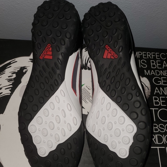 Turf Soccer shoes - Picture 3 of 5